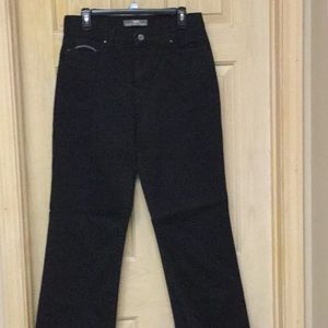 Women’s Levi’s, black jeans